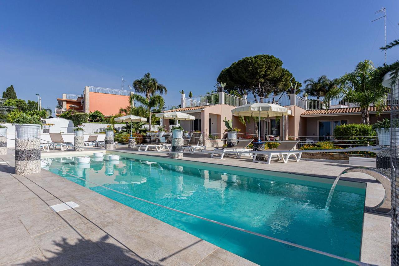 Small Luxury Apartments Pool And Sea View - Stella Del Mare Fontane Bianche Buitenkant foto